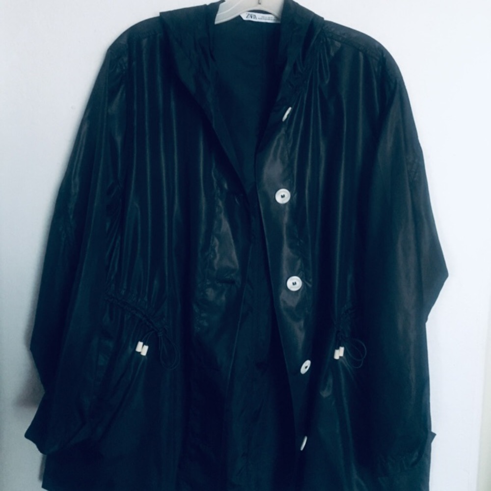 Zara lightweight windbreaker jacket